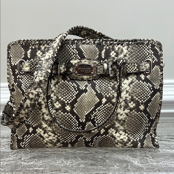 Snakeskin Pattern Women Bag - Picture 1 of 15